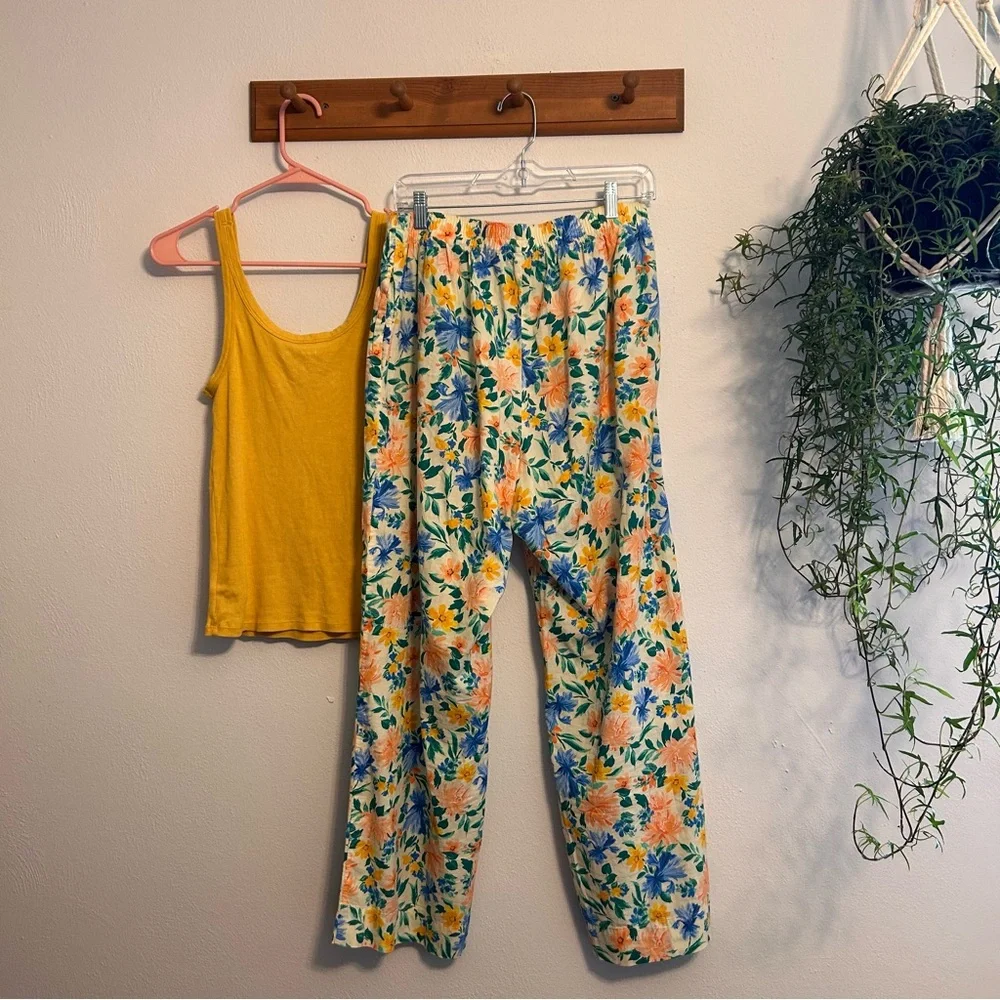 American Eagle / Old Navy Outfit Size Medium - Picture 3 of 11